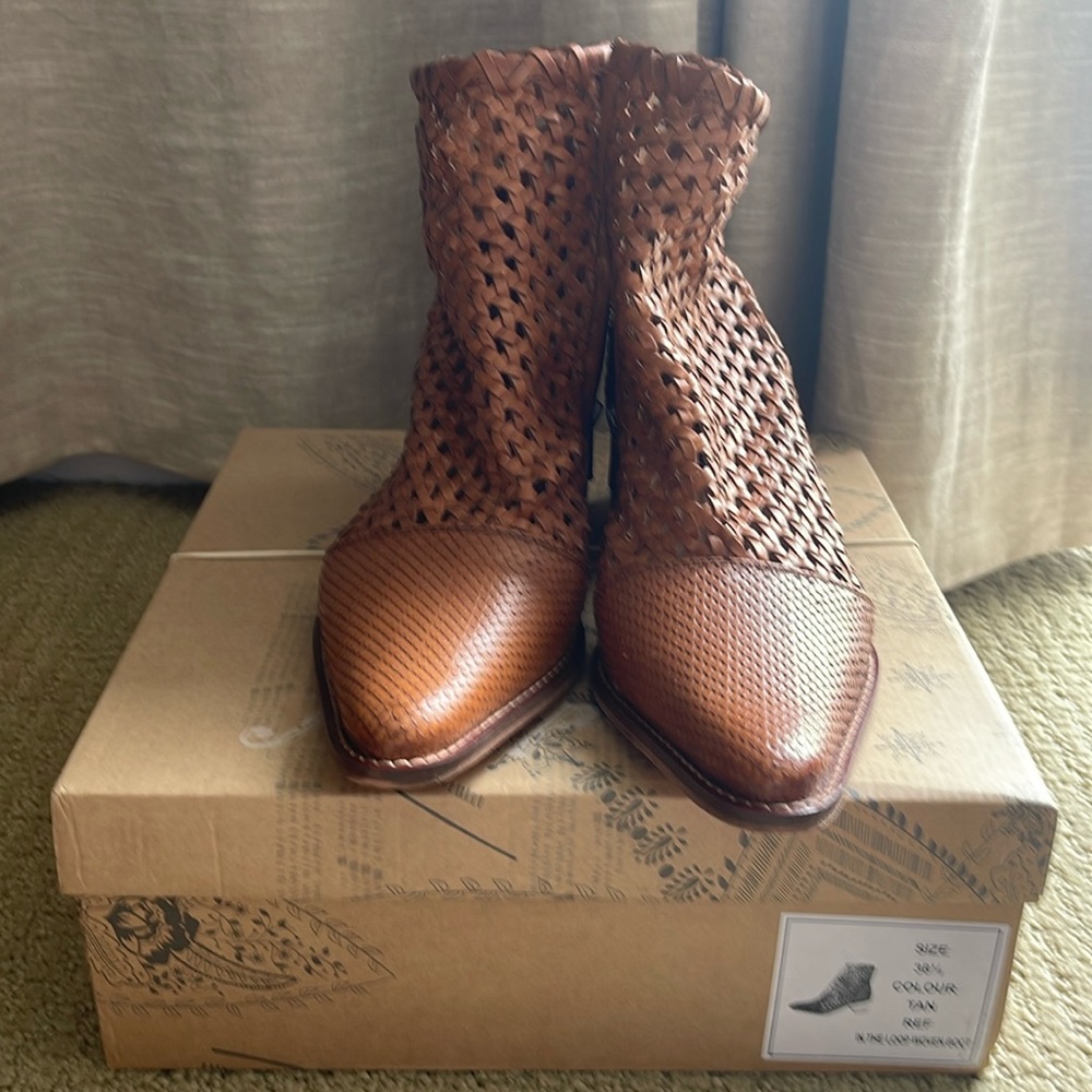 Woven boots